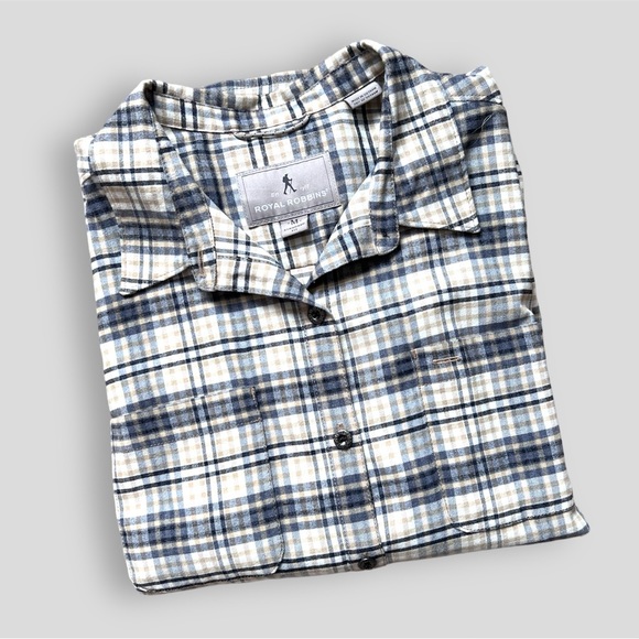 Royal Robbins, women’s button up, medium - Picture 3 of 9